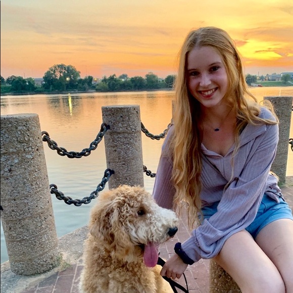 Meet your Posher, Linzie - Picture 1 of 1